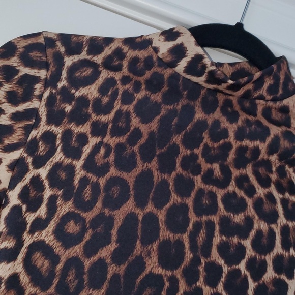 LAST 1❤️Leopard Long Sleeve Bodysuit - Picture 14 of 15